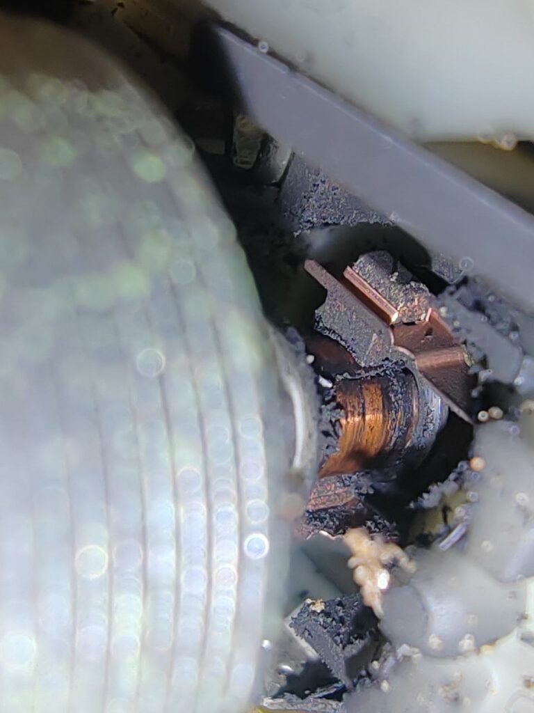 photo_2025-11-20_17-27-43